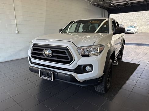 Certified 2023 Toyota Tacoma SR5 w/ SX Package image 3