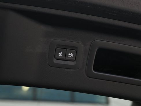 Certified 2025 MAZDA CX-90 3.3 Turbo w/ Preferred Package image 42