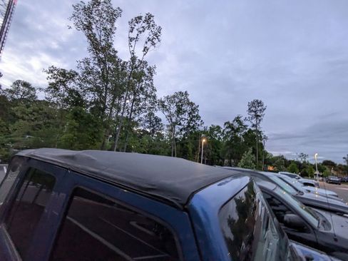 Used 2010 Jeep Wrangler Unlimited Sport image 9