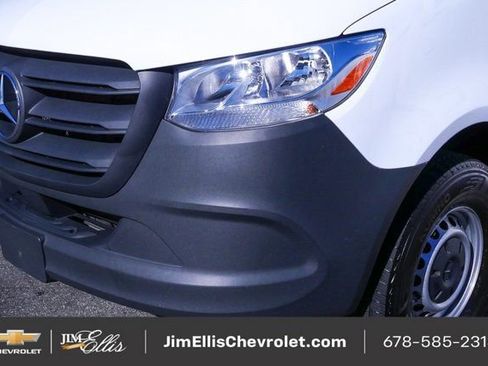 Used 2025 Mercedes-Benz Sprinter 2500 image 20