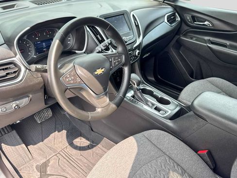 Used 2024 Chevrolet Equinox LT w/ LPO, Floor Liner Package FWD image 2