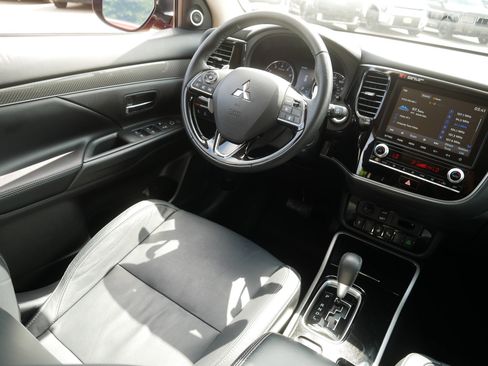 Used 2020 Mitsubishi Outlander GT AWD/4WD image 9