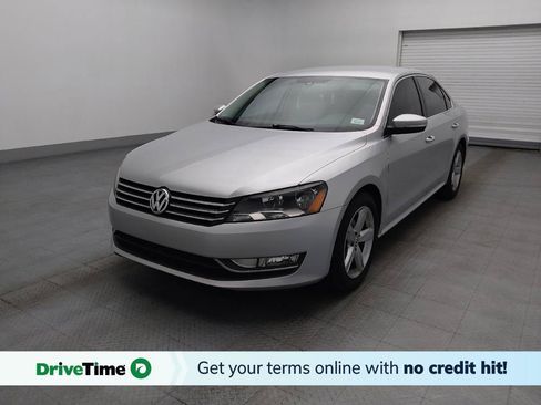 Used 2015 Volkswagen Passat 1.8T Limited Edition FWD image 1