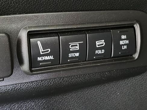 Used 2018 Ford Explorer Platinum AWD/4WD image 17