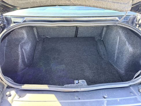 Used 2022 Dodge Challenger R/T w/ Blacktop Package image 10