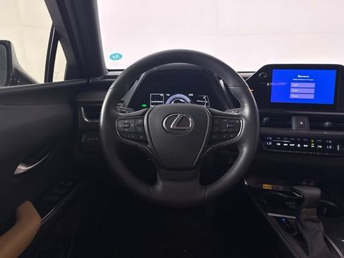 Used 2023 Lexus UX 250h FWD w/ Accessory Package (Z2) image 29