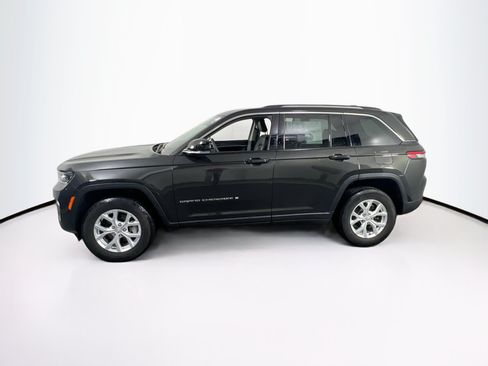 Used 2023 Jeep Grand Cherokee Limited AWD/4WD image 8