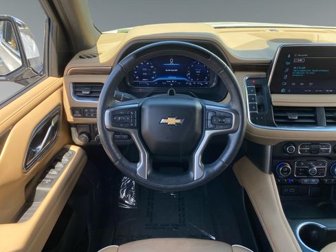 Used 2023 Chevrolet Tahoe Premier w/ Advanced Technology Package RWD image 12