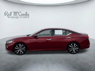 Used 2019 Nissan Altima 2.5 Platinum video 2