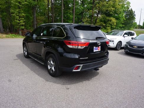 Used 2019 Toyota Highlander Limited Platinum image 20