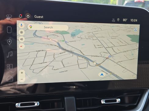 New 2026 Chevrolet Equinox LT w/ Safety and Technology Package FWD image 31