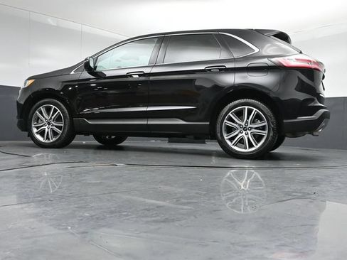 Certified 2024 Ford Edge Titanium AWD/4WD image 39