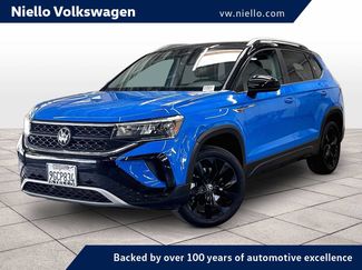 Used 2023 Volkswagen Taos SE w/ Panoramic Sunroof Package FWD video 1