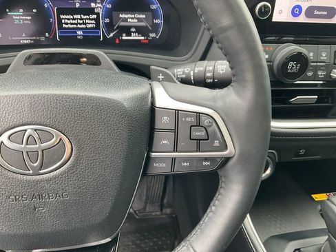 Used 2024 Toyota Grand Highlander Platinum image 22
