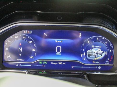 Used 2024 Chevrolet Silverado 2500 LT w/ Z71 Sport Edition image 9