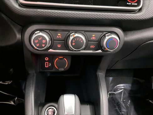 New 2025 Nissan Kicks Play S FWD image 52