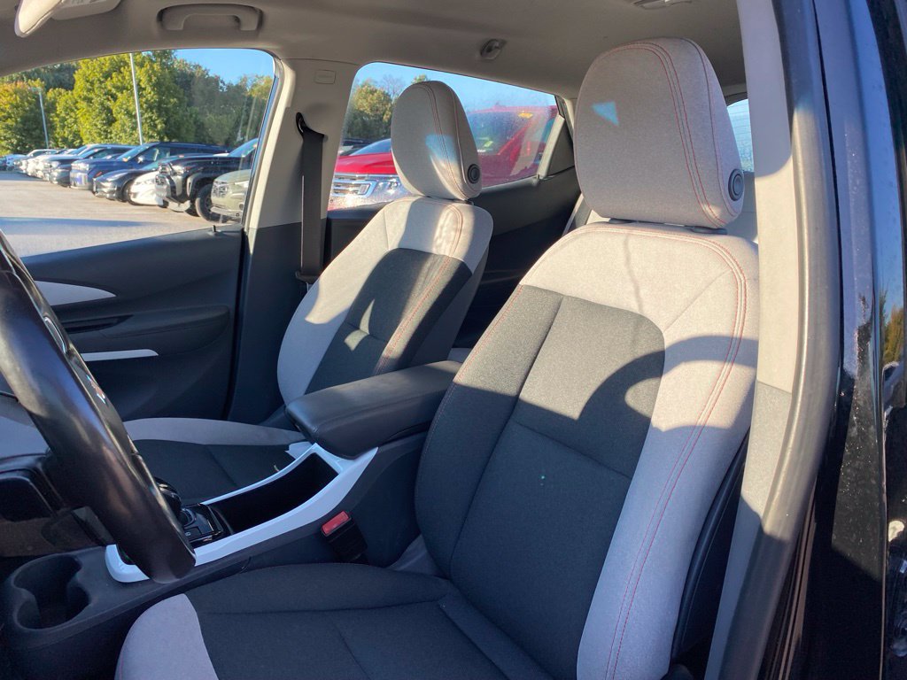 Used 2021 Chevrolet Bolt LT FWD image 11