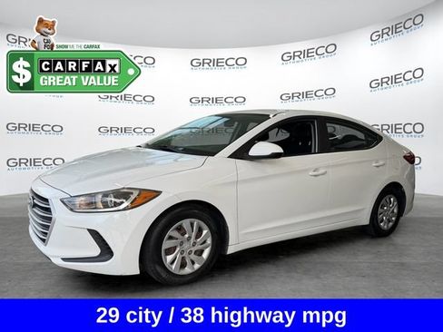 Used 2018 Hyundai Elantra SE w/ SE Connectivity Package 04 FWD image 3