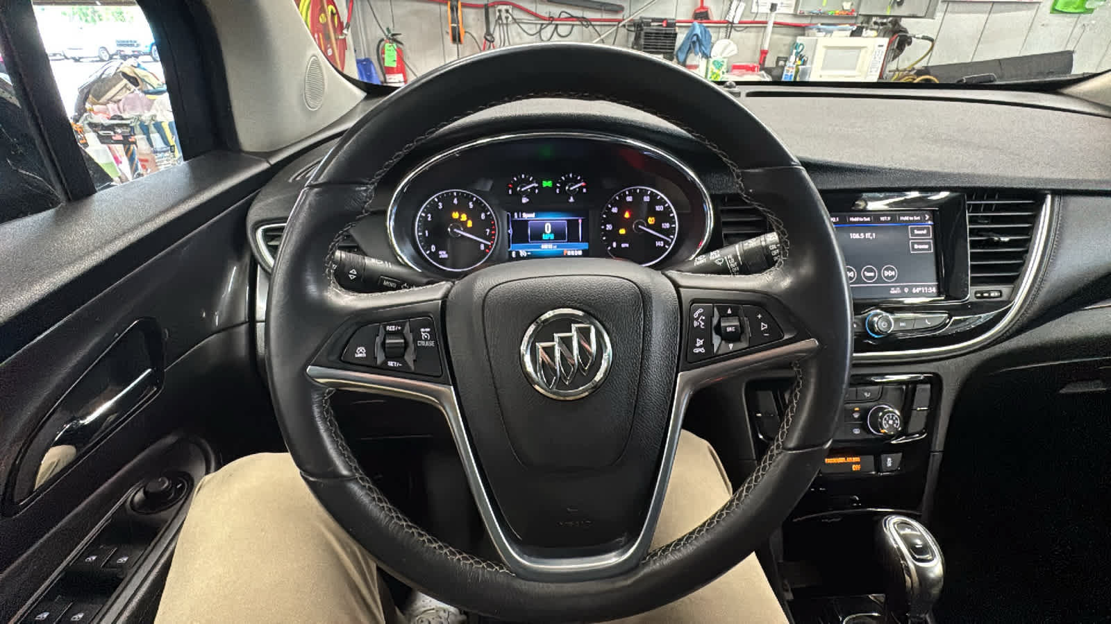 Certified 2022 Buick Encore Preferred w/ Safety Package AWD/4WD image 10