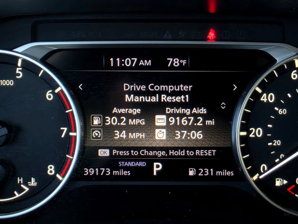 Used 2023 Nissan Rogue SV FWD image 30