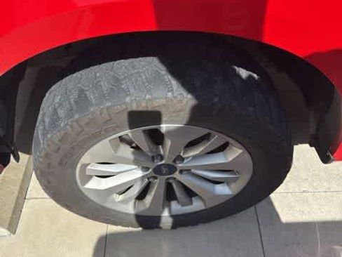 Used 2016 Ford F150 XL w/ Equipment Group 101A Mid AWD/4WD image 12