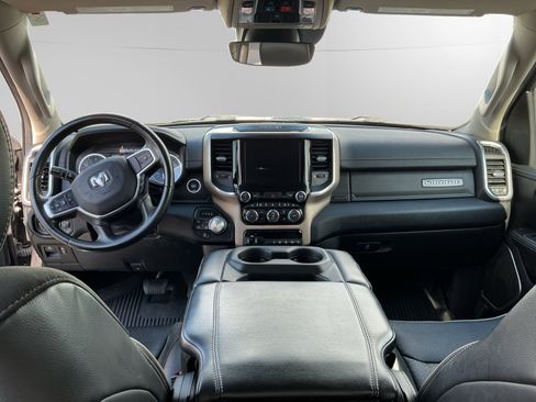 Used 2022 RAM 1500 Laramie AWD/4WD image 10
