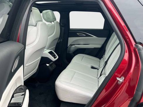 Used 2025 Cadillac Lyriq Sport image 17