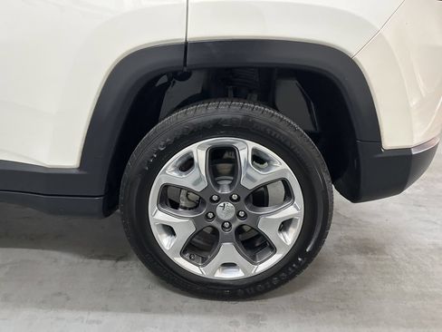 Used 2018 Jeep Compass Limited w/ Navigation Group AWD/4WD image 61