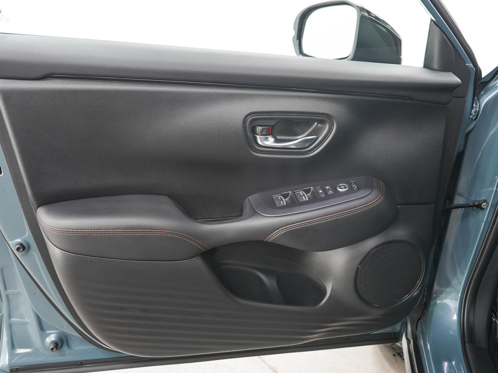Used 2024 Honda HR-V Sport image 19