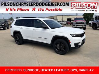 Used 2023 Jeep Grand Cherokee L Limited w/ Black Appearance Package AWD/4WD video 1
