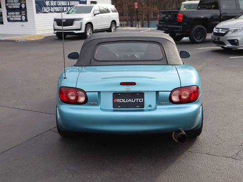 Used 2002 MAZDA MX-5 Miata LS image 14