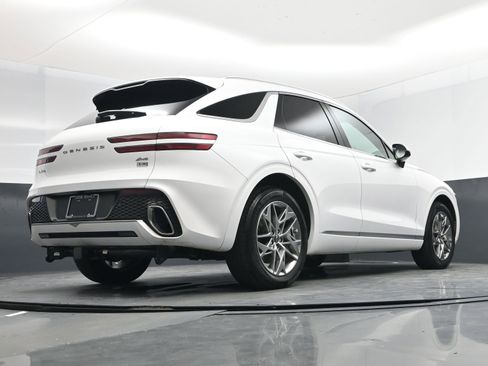 Used 2024 Genesis GV70 2.5T w/ Select Package image 14