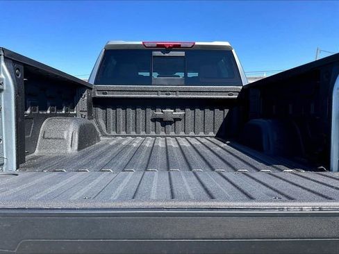 New 2026 Chevrolet Silverado 1500 High Country AWD/4WD image 16