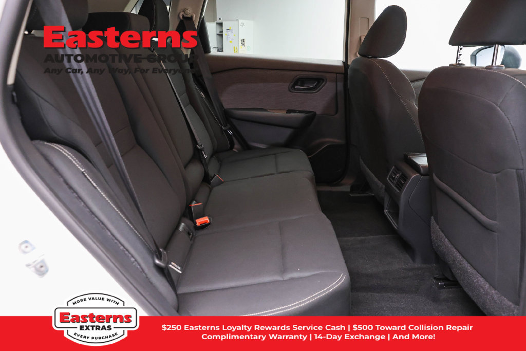 Used 2023 Nissan Rogue S AWD/4WD image 25
