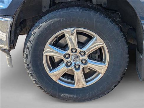 Used 2018 Ford F150 XLT w/ Equipment Group 302A Luxury image 11