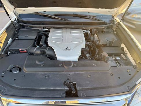 Used 2013 Lexus GX 460 image 31