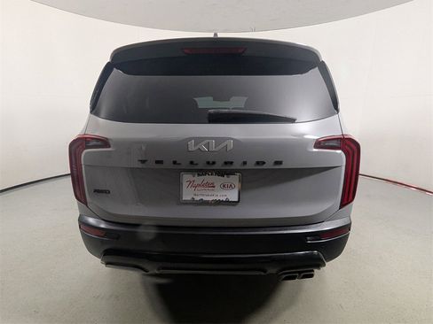 Used 2022 Kia Telluride EX w/ EX Premium Package image 6