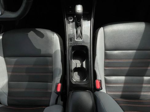 Used 2024 Nissan Kicks SR w/ SR Premium Package FWD image 17