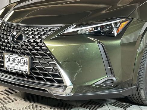 New 2026 Lexus UX 300h AWD image 4