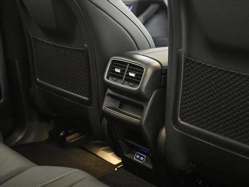 New 2026 Mercedes-Benz GLE 350 4MATIC image 19