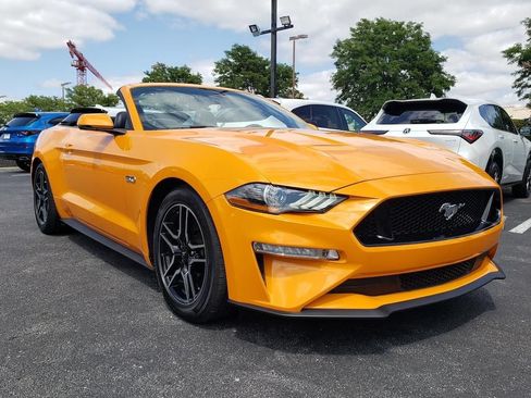 Used 2019 Ford Mustang GT Premium w/ Equipment Group 401A RWD image 32