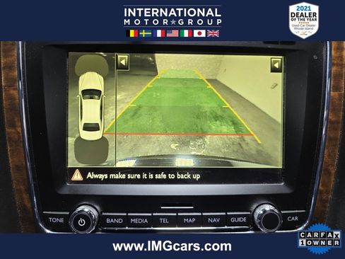 Used 2018 Bentley Flying Spur V8 image 27