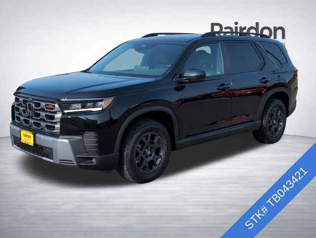 Certified 2026 Honda Pilot TrailSport image 3