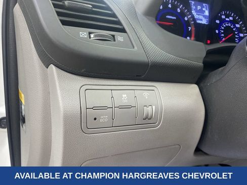 Used 2016 Hyundai Accent SE FWD image 23