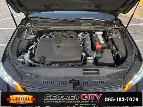 Used 2021 Toyota Avalon TRD image 38