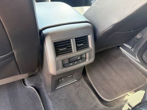 Used 2023 Volkswagen Atlas SE FWD image 31