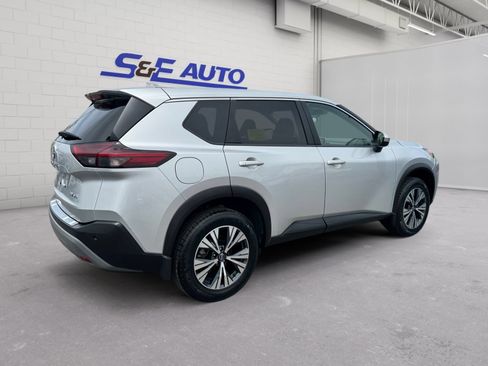 Used 2023 Nissan Rogue SV AWD/4WD image 4
