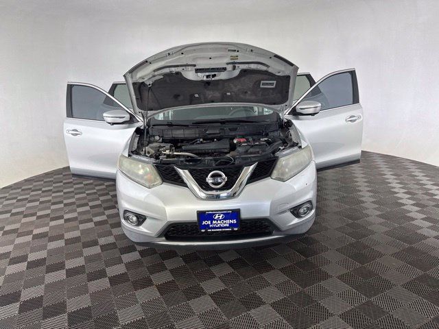 Used 2016 Nissan Rogue SV w/ SV Premium Package AWD/4WD image 12