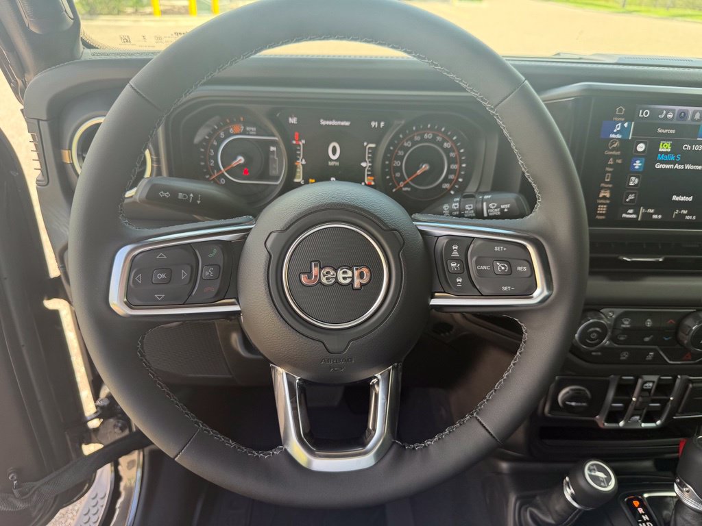 New 2027 Jeep Wrangler Unlimited Sahara AWD/4WD image 23