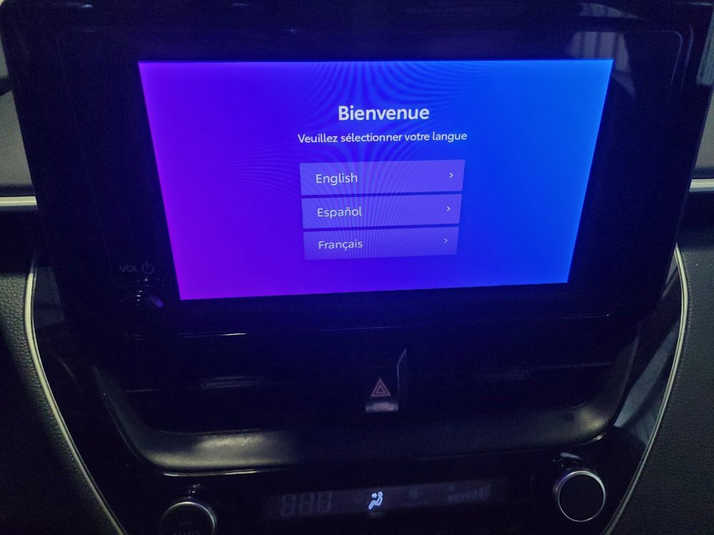 Used 2025 Toyota Corolla LE FWD image 25